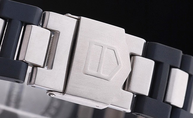 Tag Heuer Carrera-Tag11-5